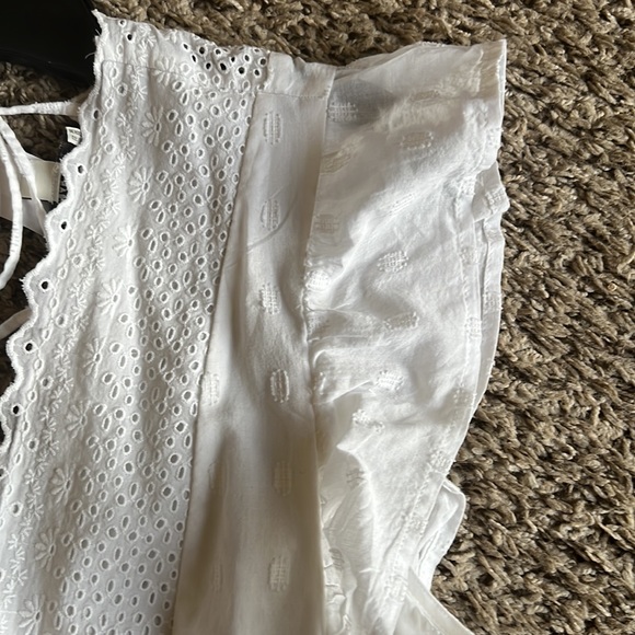 American Eagle romper White laced with open back Size XL NWT - Picture 12 of 13